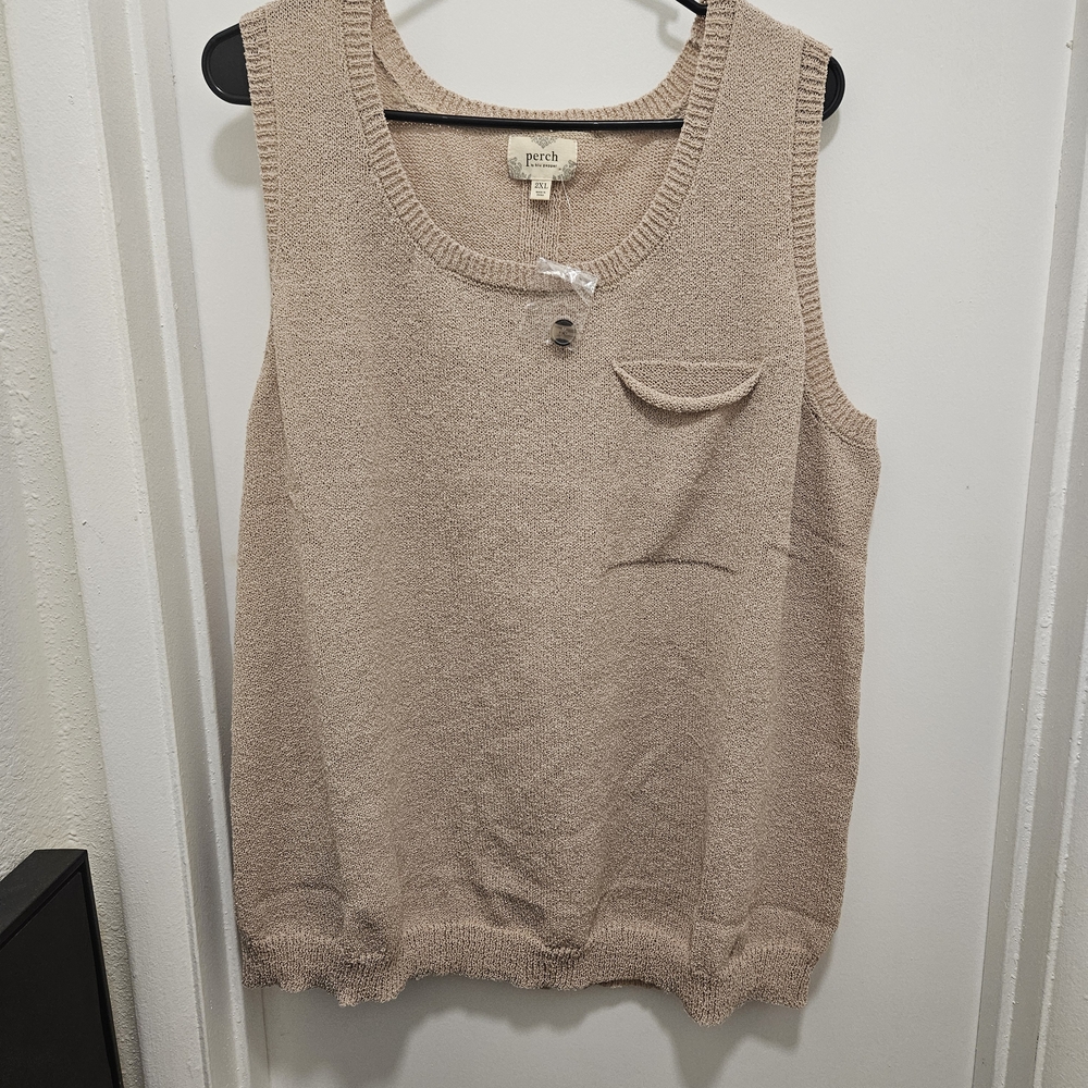 Peach Women's Tan Sleeveless Blouse